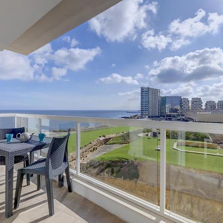Apartment With Stunning Seaviews Sliema Esterno foto